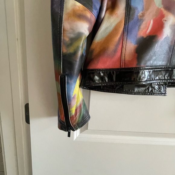 Neiman Marcus Leather Biker Jacket
Tie-Dye Print
Zip Pockets & Zip Closure - Picture 3 of 5